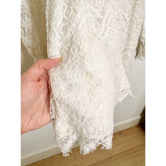Saylor White Eyelet Lace V Neck Romper Long Sleeve Small - Picture 5 of 5